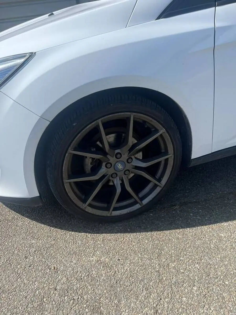 2015 Ford Focus - Image 6
