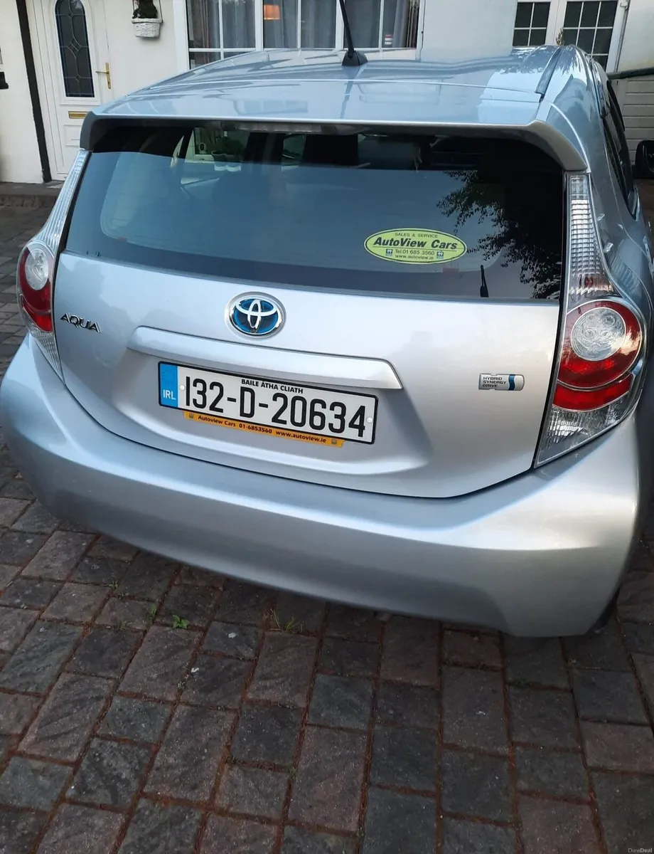 Toyota Aqua Hybrid 6290€ - Image 4