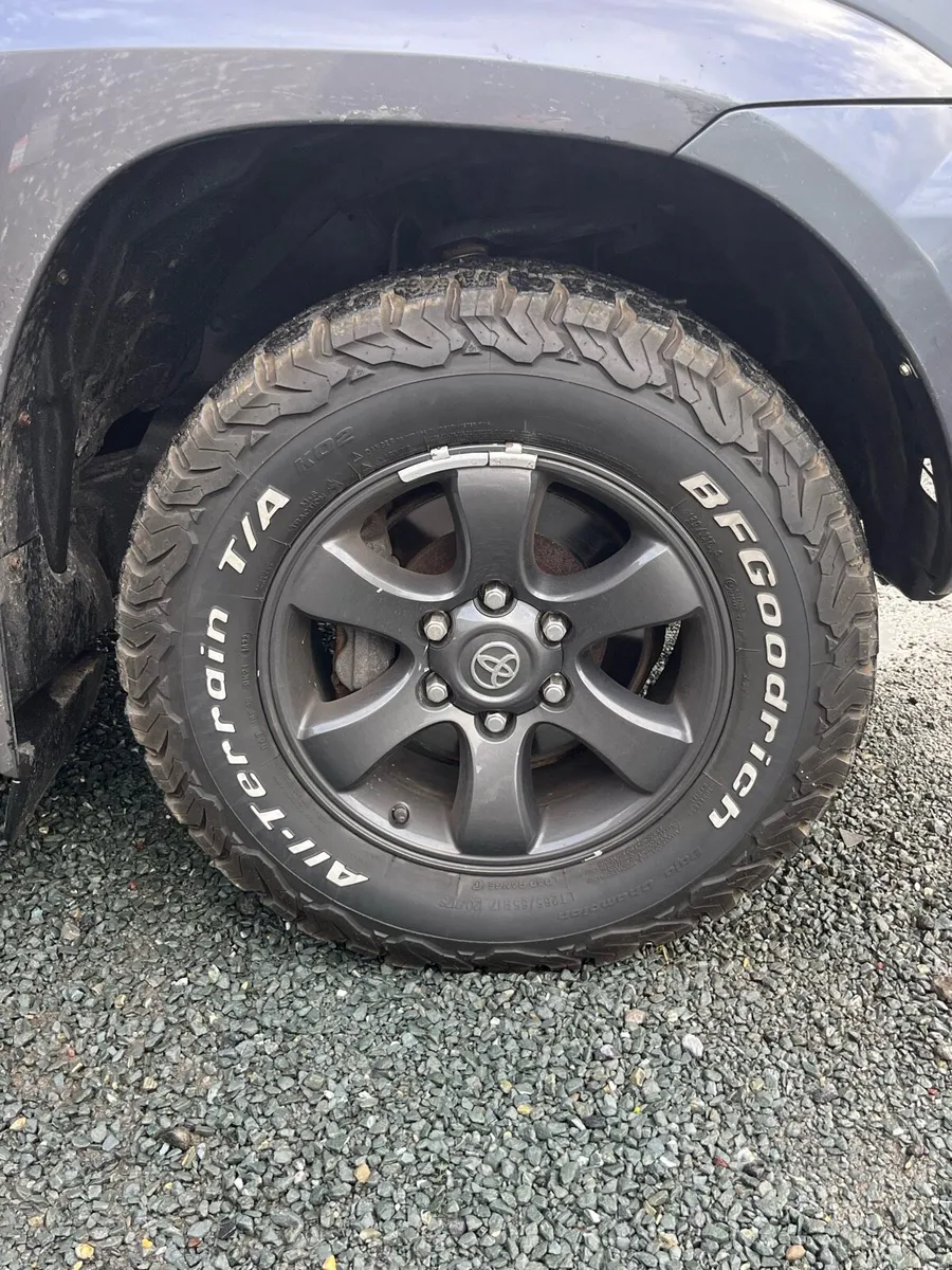 TOYOTA LANDCRUISER 3.0 D-4D LC3 - Image 6