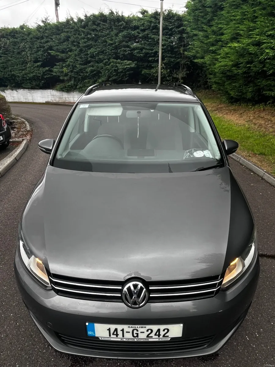 Volkswagen Touran 2014 - Image 1