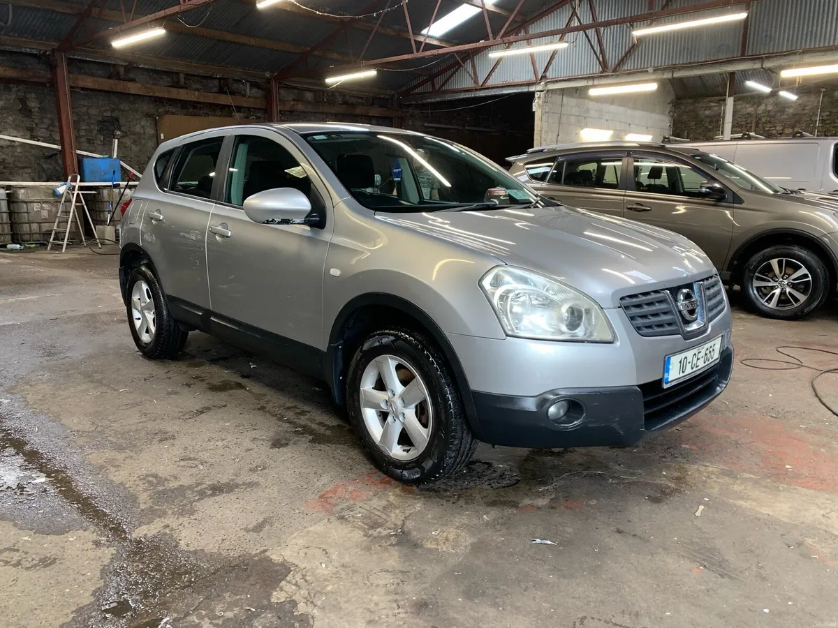 Car - Image 2