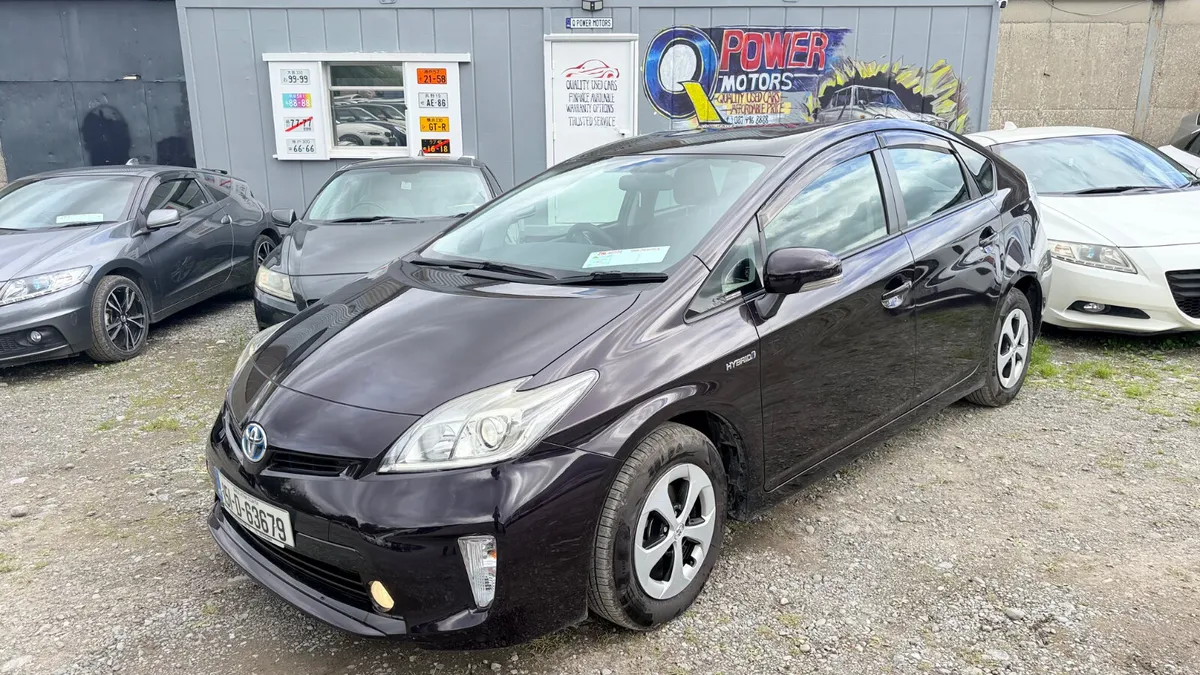 Toyota Prius 2015 Hybrid Automatic - Image 2
