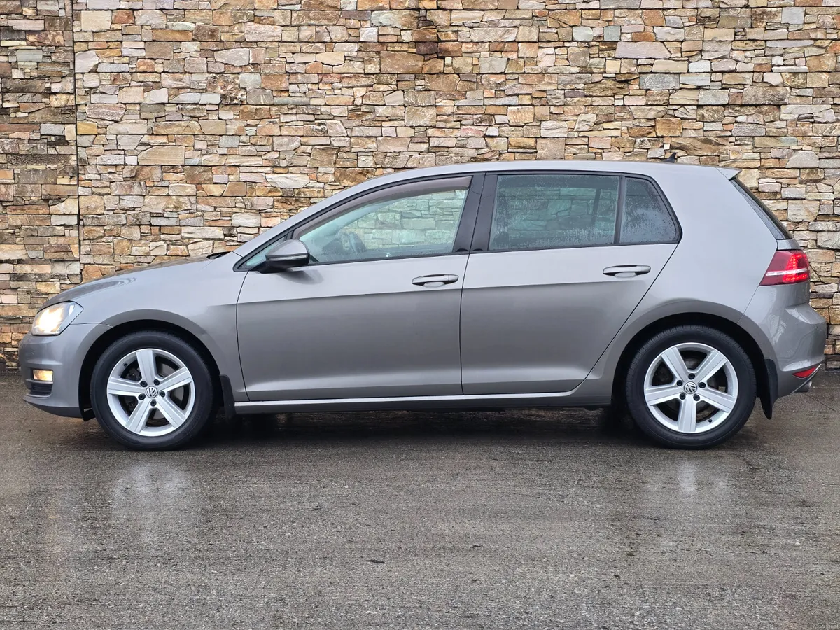 171 Volkswagen Golf HIGHLINE 1.6 TDI - Image 4