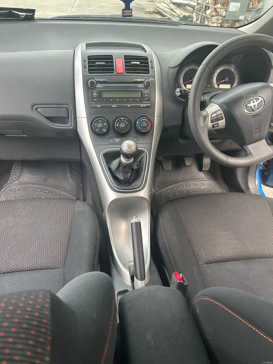 Toyota Auris Sport - Image 6