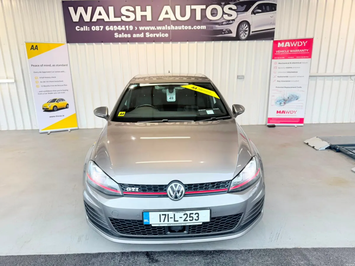 Volkswagen Golf GTI 2.0 TSI MANUAL 6SPEED FWD 220 - Image 6