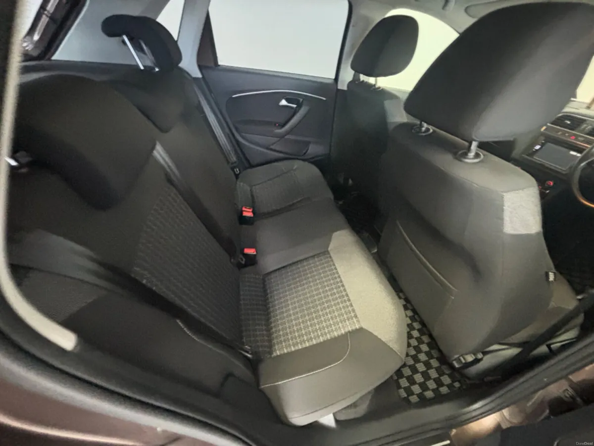 Volkswagen Polo DBA-6RCJZ 5DR AUTO - Image 6