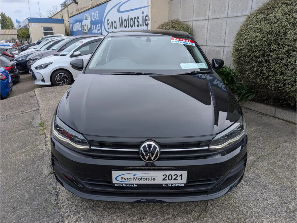 Volkswagen Polo COMFORTLINE AUTOMATIC 1.0 PETROL / - Image 2