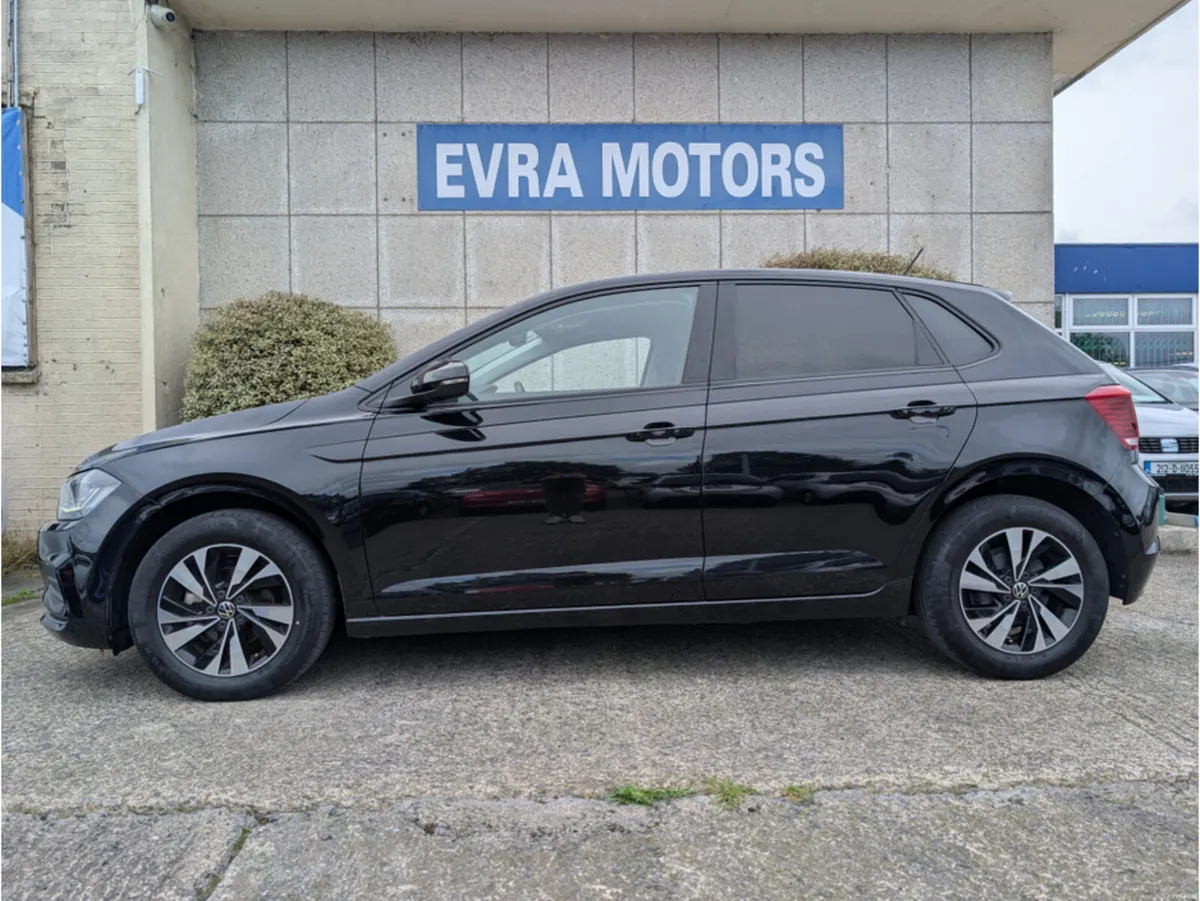 Volkswagen Polo COMFORTLINE AUTOMATIC 1.0 PETROL / - Image 5