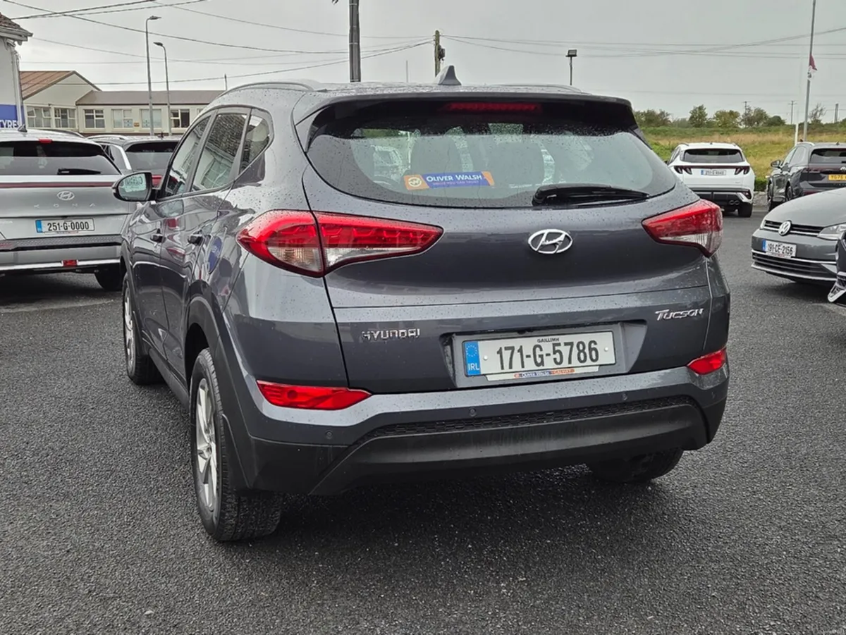 Hyundai Tucson 1.7 SE NAV BLD 116PS 5DR - Image 5