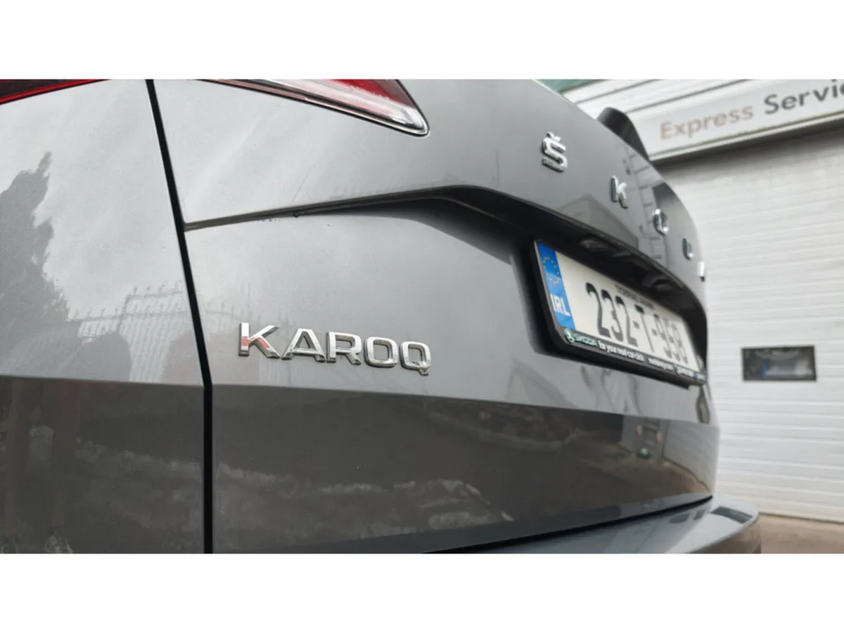 Skoda Karoq FACTORY EXTRAS - PARKING PACK - WINTER - Image 6