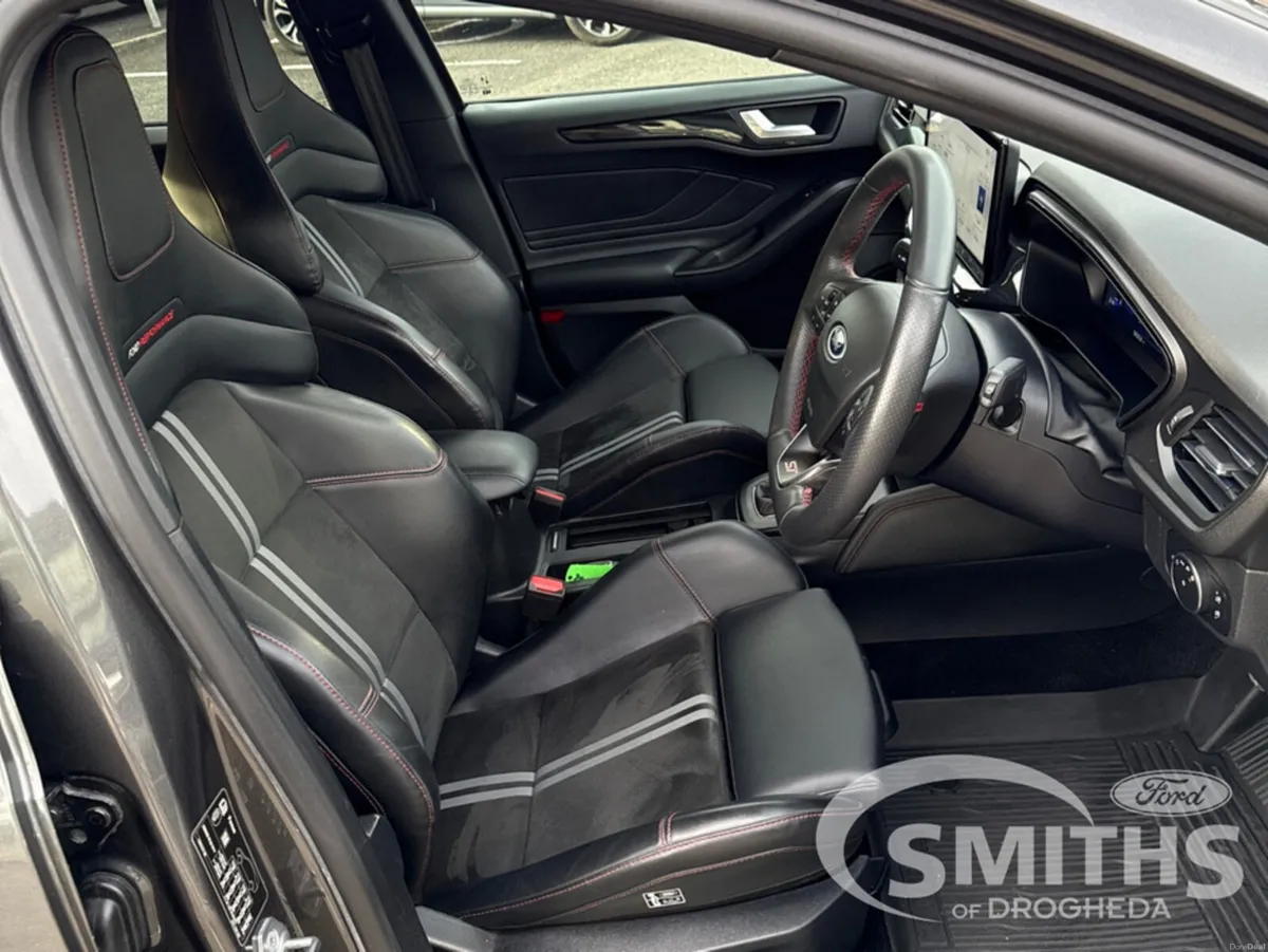 Ford Focus ST 2.3T 280PS - Image 4