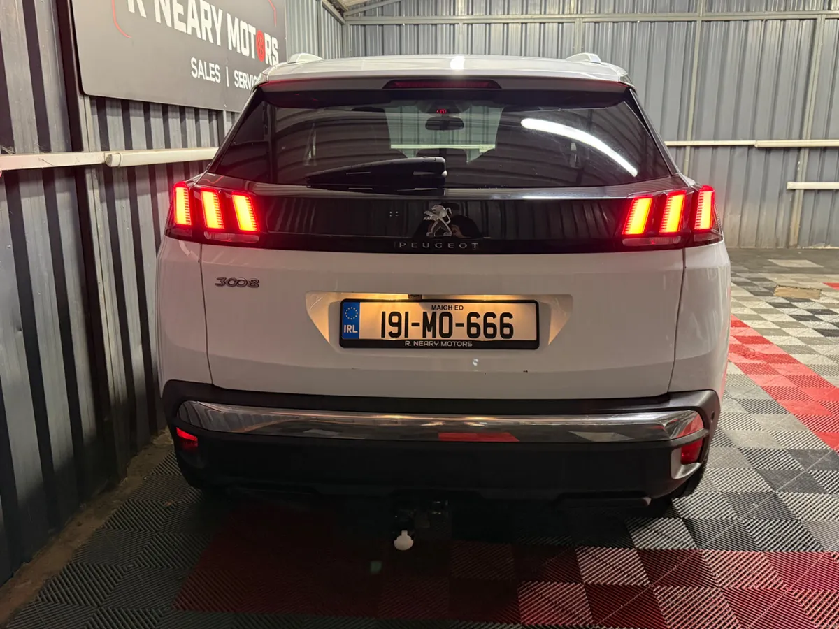 2019 Peugeot 3008 1.5 BlueHDi 130bhp Allure Manaul - Image 2