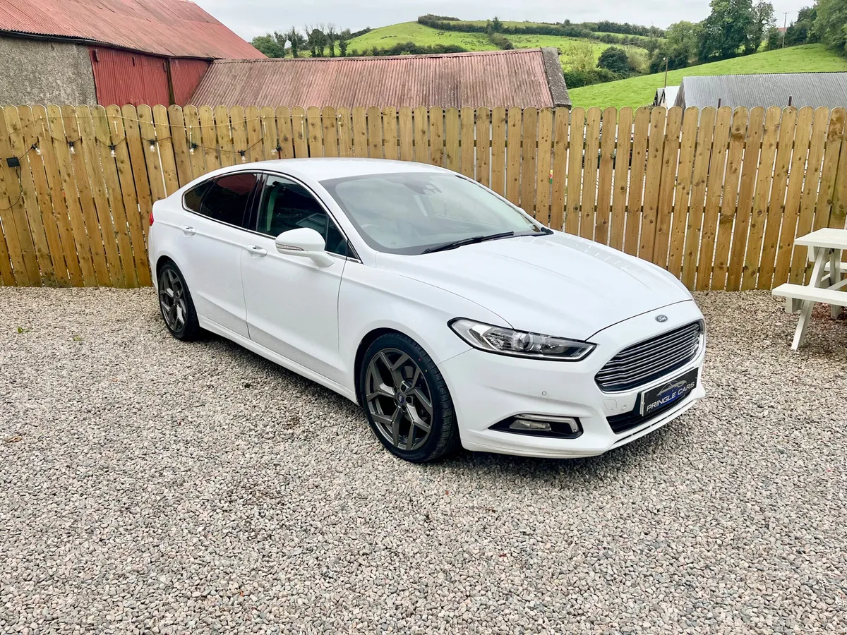 Ford Mondeo 2018 top of the range titanium - Image 1