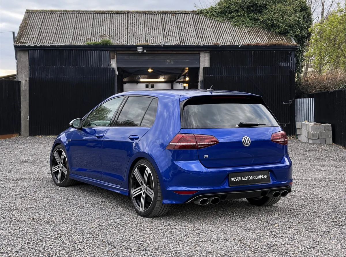 VOLKSWAGEN GOLF R 2.0 TSI DSG 4MOTION - Image 2