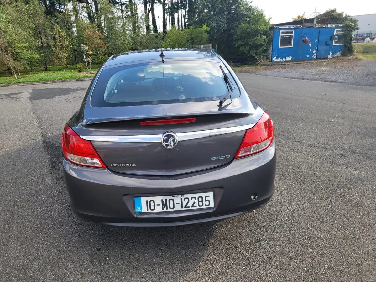 Vauxhall Insignia 2010 - Image 4