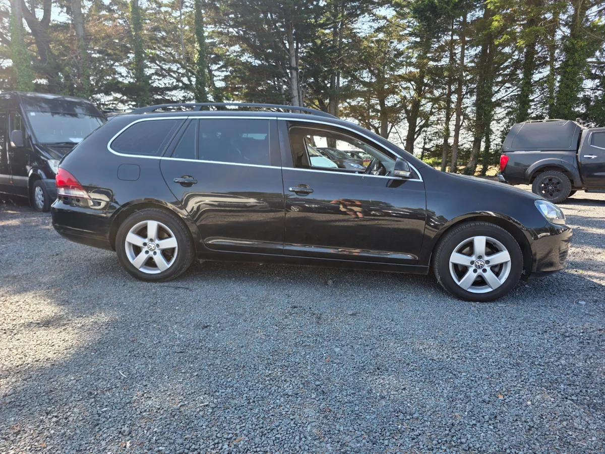 Volkswagen Golf 2013 - Image 2