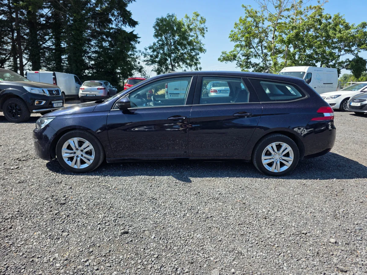 Peugeot 308 2015 - Image 3
