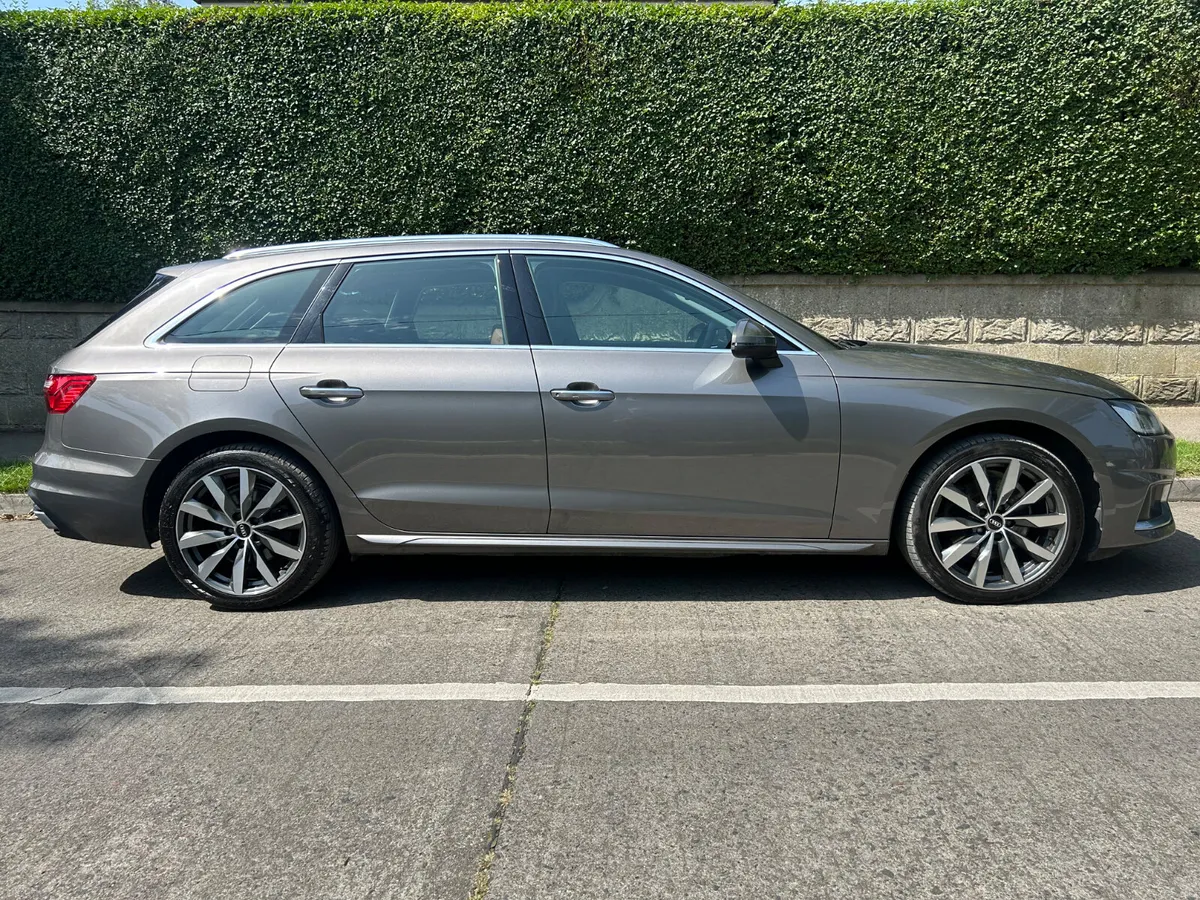 2022 AUDI A4 ADVANT COGNAC LEATHER INTERIOR - Image 4