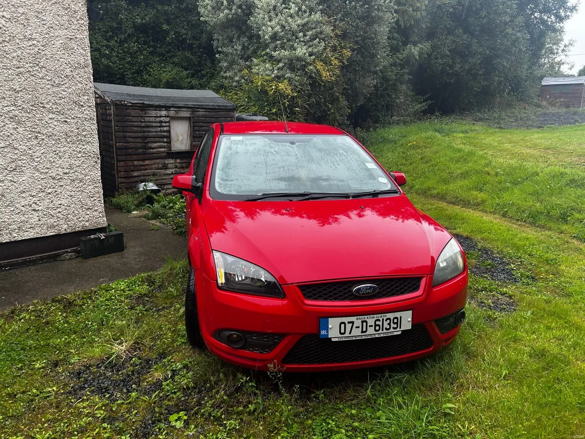 Ford Focus - Image 2