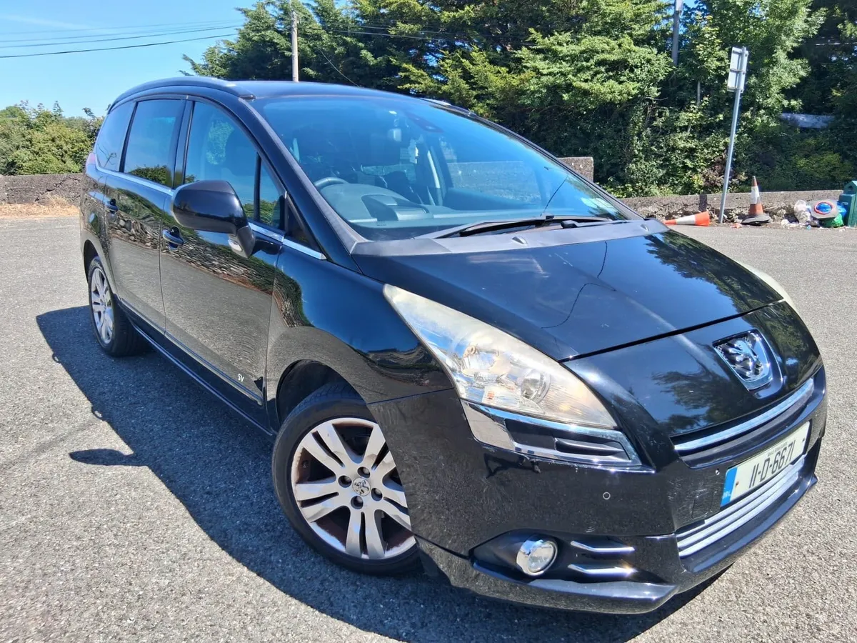 Peugeot 5008 - Image 1