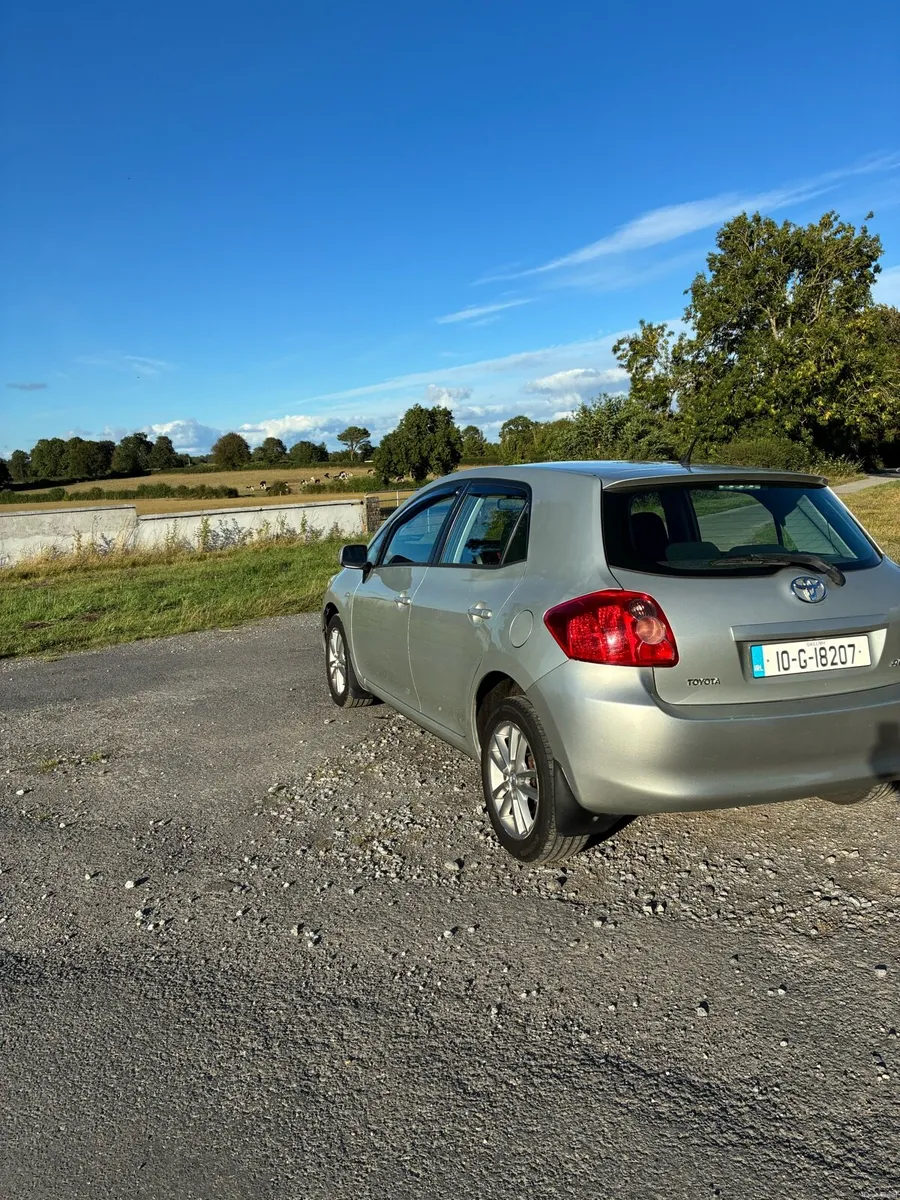 Toyota Auris - Image 2