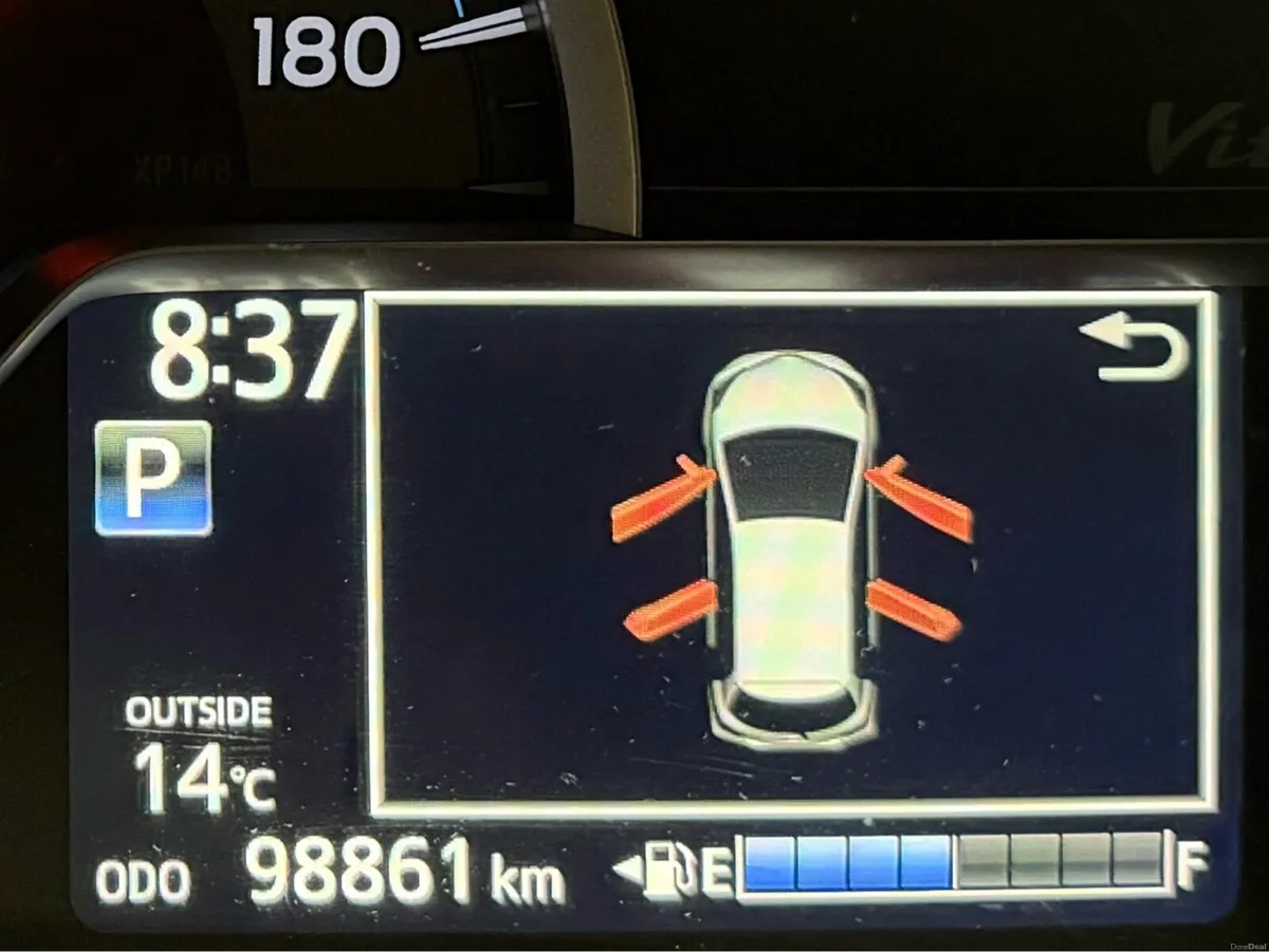 Toyota Yaris Vitz 1.5 Hybrid Auto - Image 5