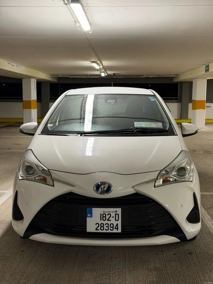 Toyota Yaris Vitz 1.5 Hybrid Auto - Image 2