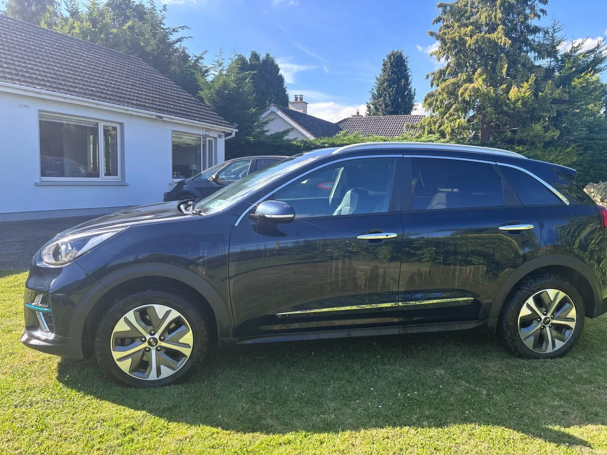 Kia E-Niro Long Range Full Warranty - Image 2