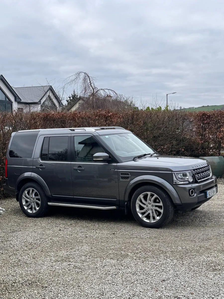 Land Rover Discovery - Image 1