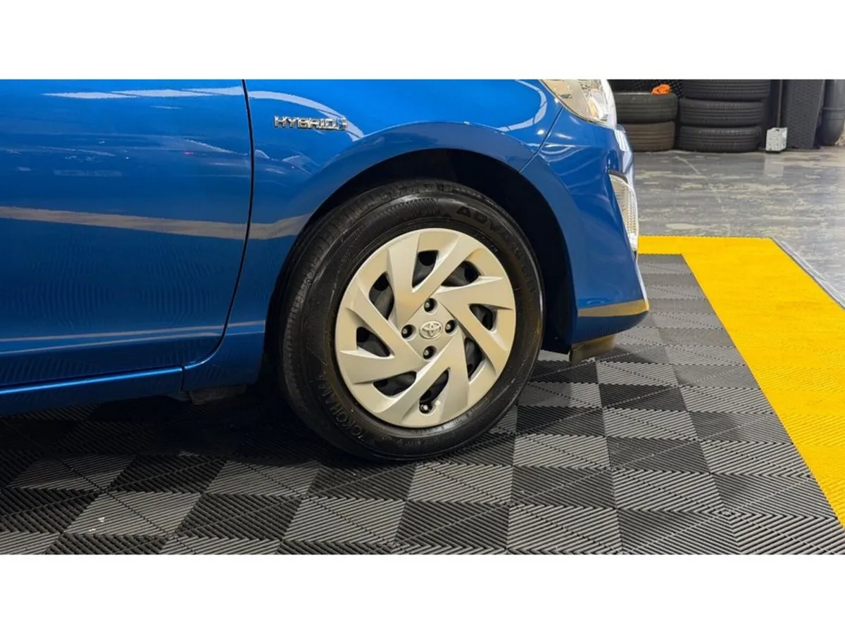 Toyota Aqua S - Image 5