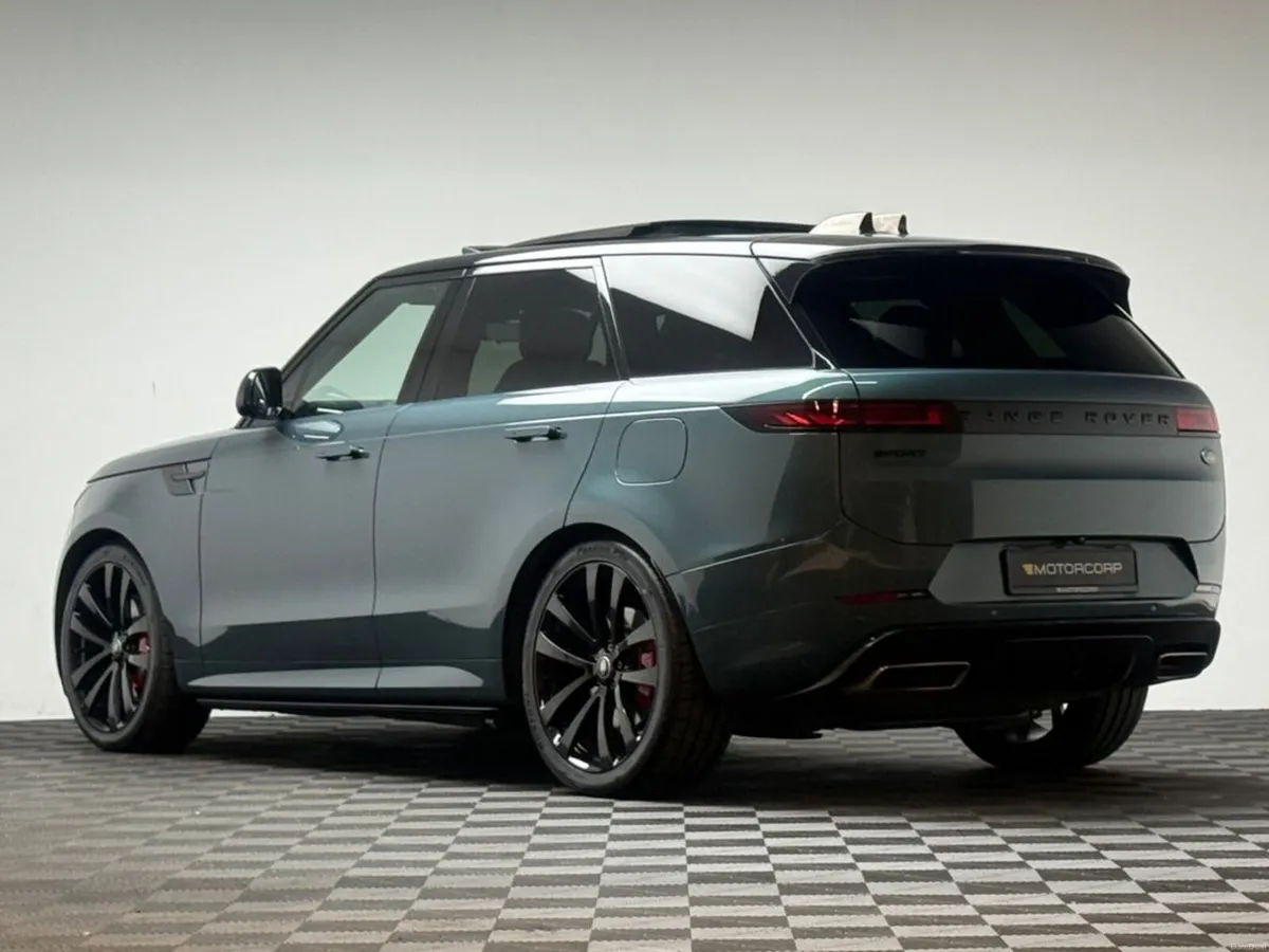Land Rover Range Rover Sport FIRST EDITION - Image 5