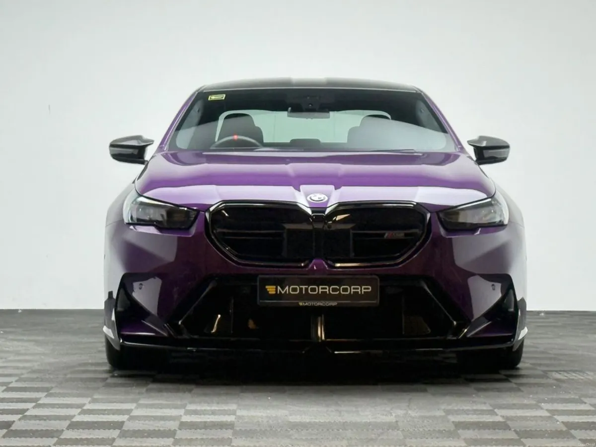 BMW M5 M5 4.4 TWILIGHT PURPLE - Image 2