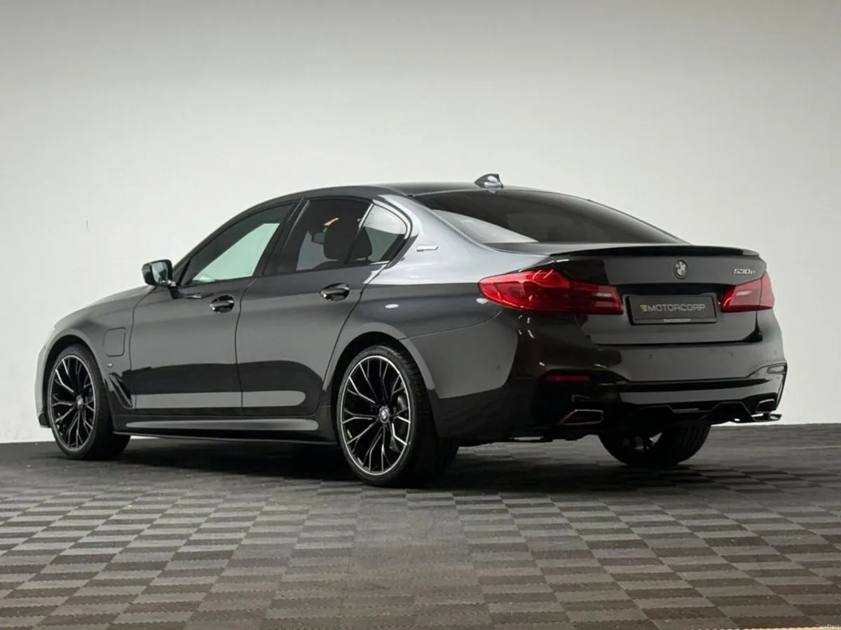 BMW 5-Series 530E M SPORT - Image 5