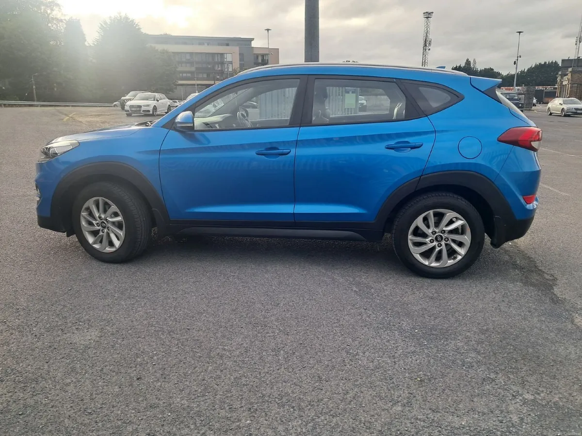 2018 HYUNDAI TUSCON SE NAV - Image 4