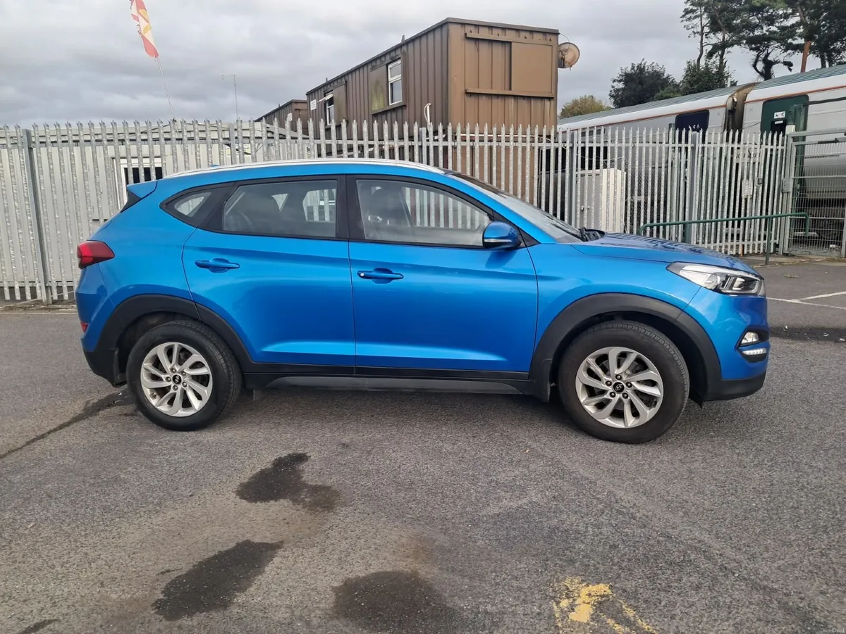 2018 HYUNDAI TUSCON SE NAV - Image 3