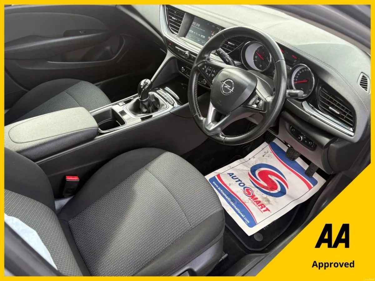 Opel Insignia 1.6 CDTi 110PS SC Grand Sport €9, 99 - Image 2