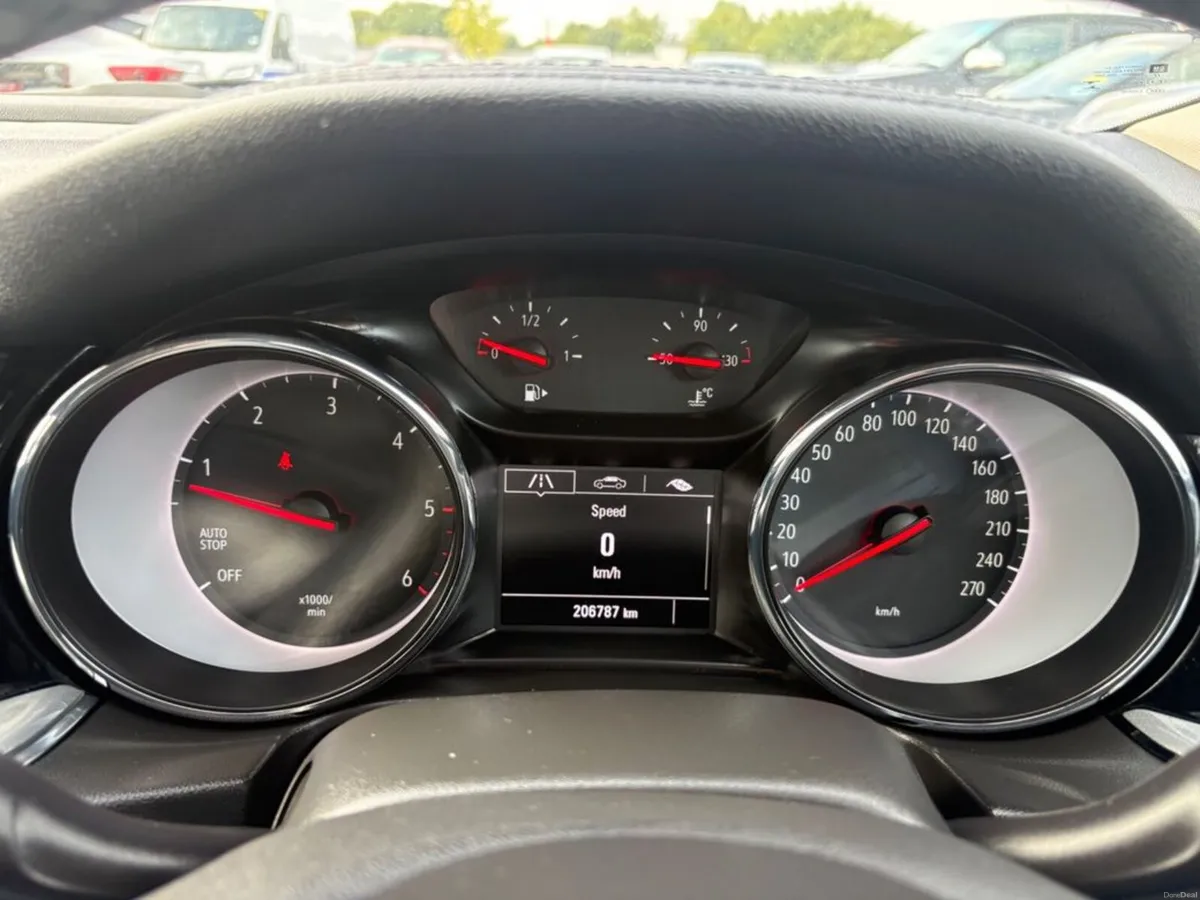 Opel Insignia 1.6 CDTi 110PS SC Grand Sport €9, 99 - Image 6