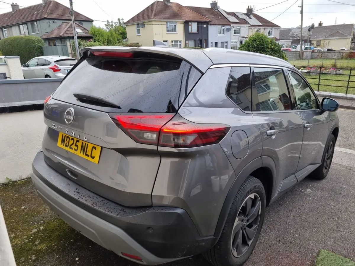 2025 Nissan X-Trail 1.5 MHEV N-Connecta 7-Seater - Image 4