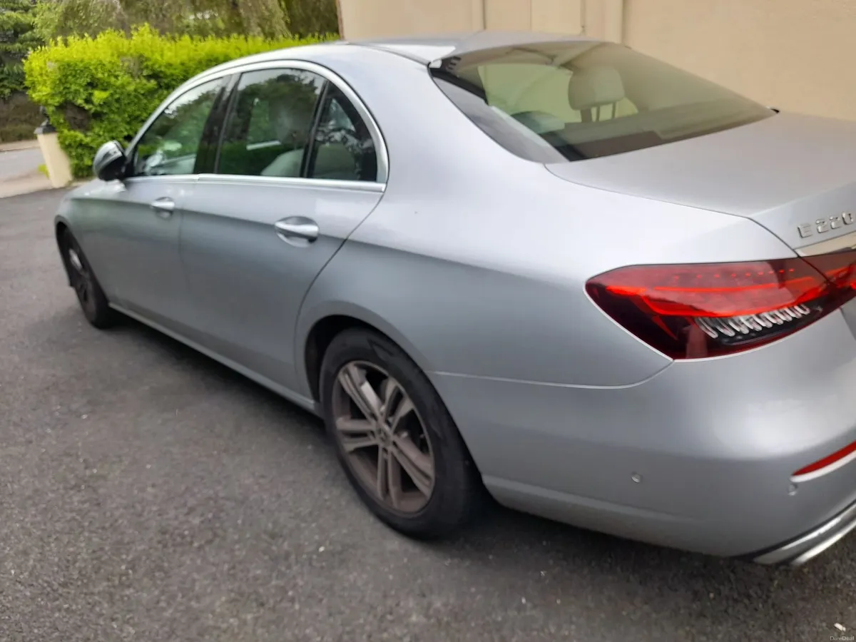 Mercedes-Benz E220d  IMMAC - Image 1