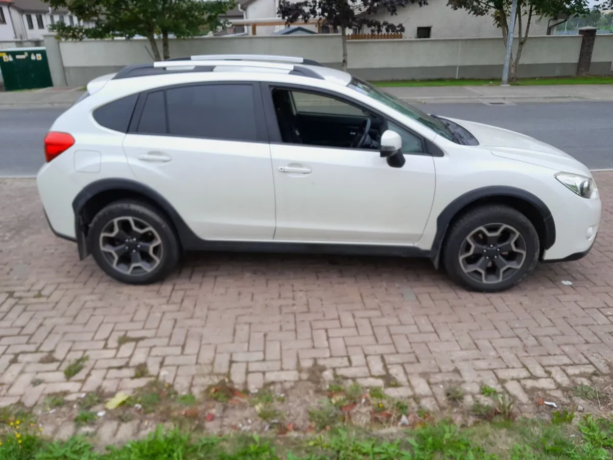 Subaru XV 2015 4x4 150hp - Image 1