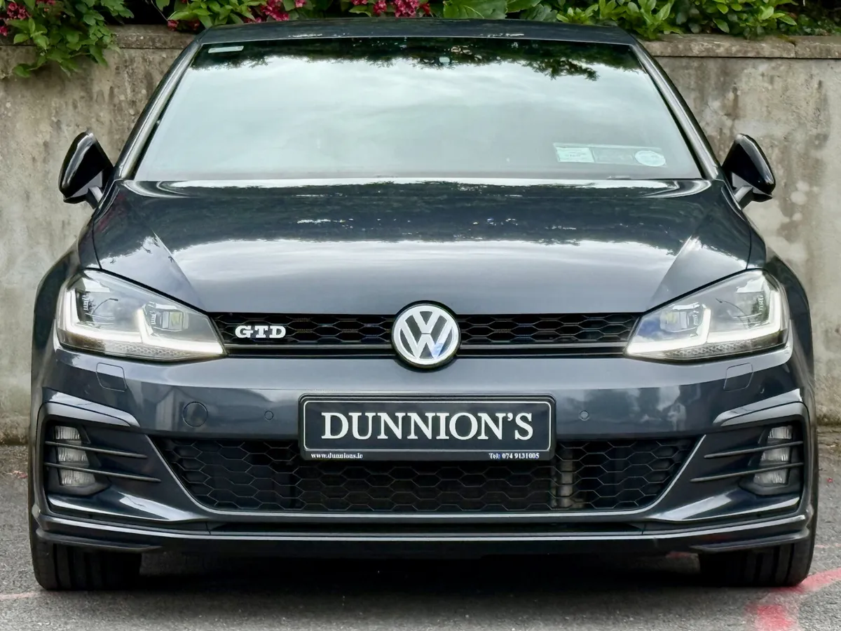 Volkswagen Golf 2019 2.0 TDI 184HP GTD DSG - Image 2
