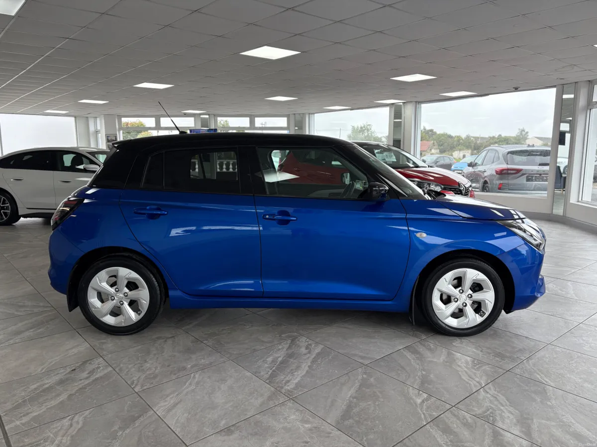 2024 (242) Suzuki Swift Motion 1.2L Hybrid - Image 5