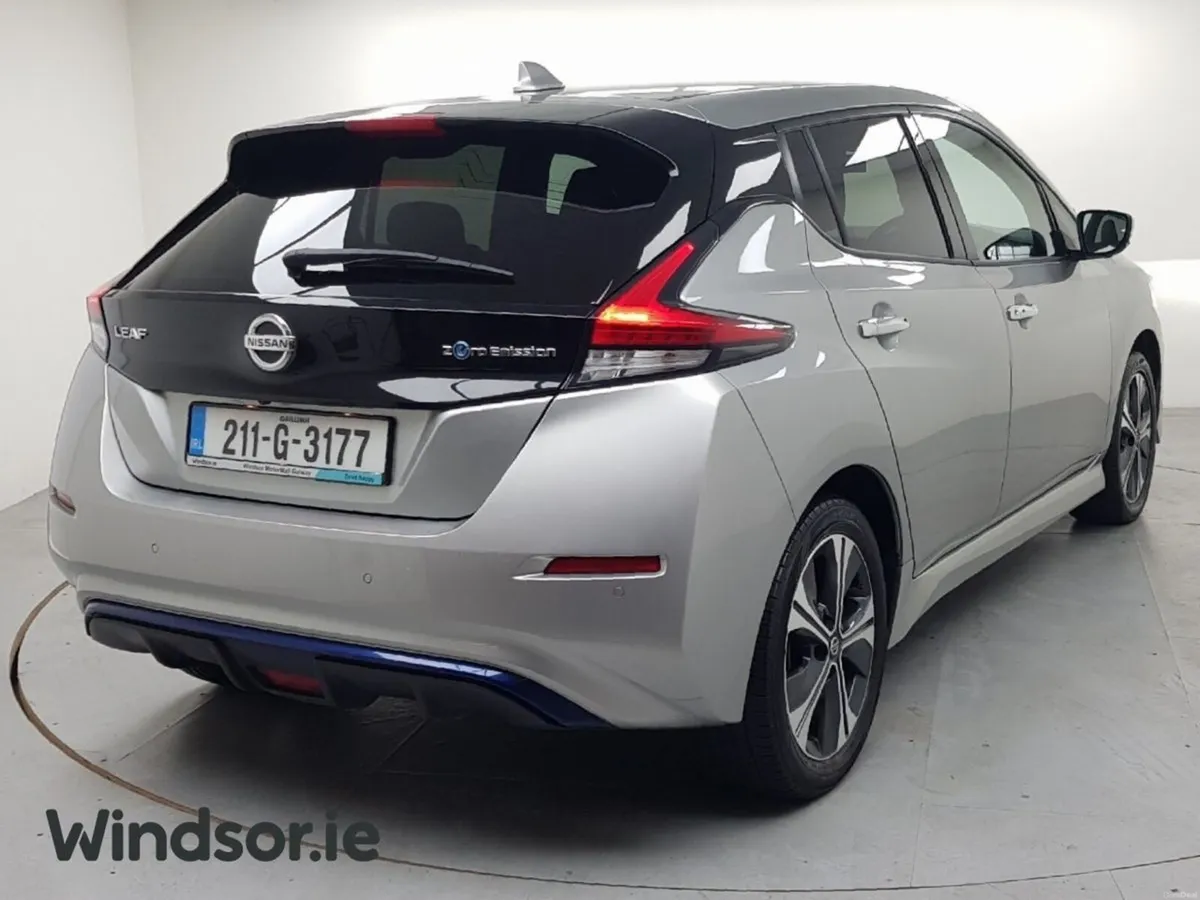 Nissan Leaf Leaf SVE 62 kWh - Image 2