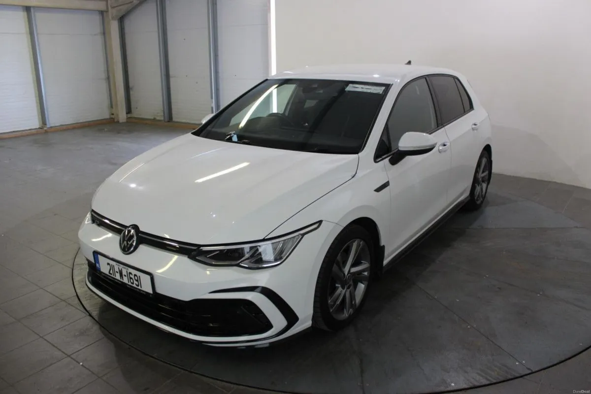Volkswagen Golf 1.5 TSI 130HP R-Line - TENDER 5 - Image 4