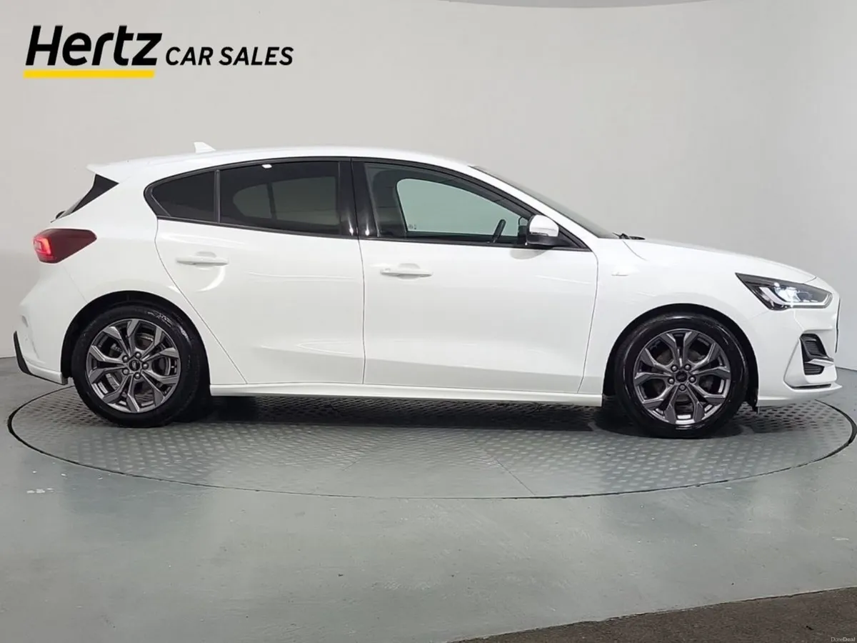 Ford Focus ST-LINE 1.5TD Diesel Automatic - Image 2