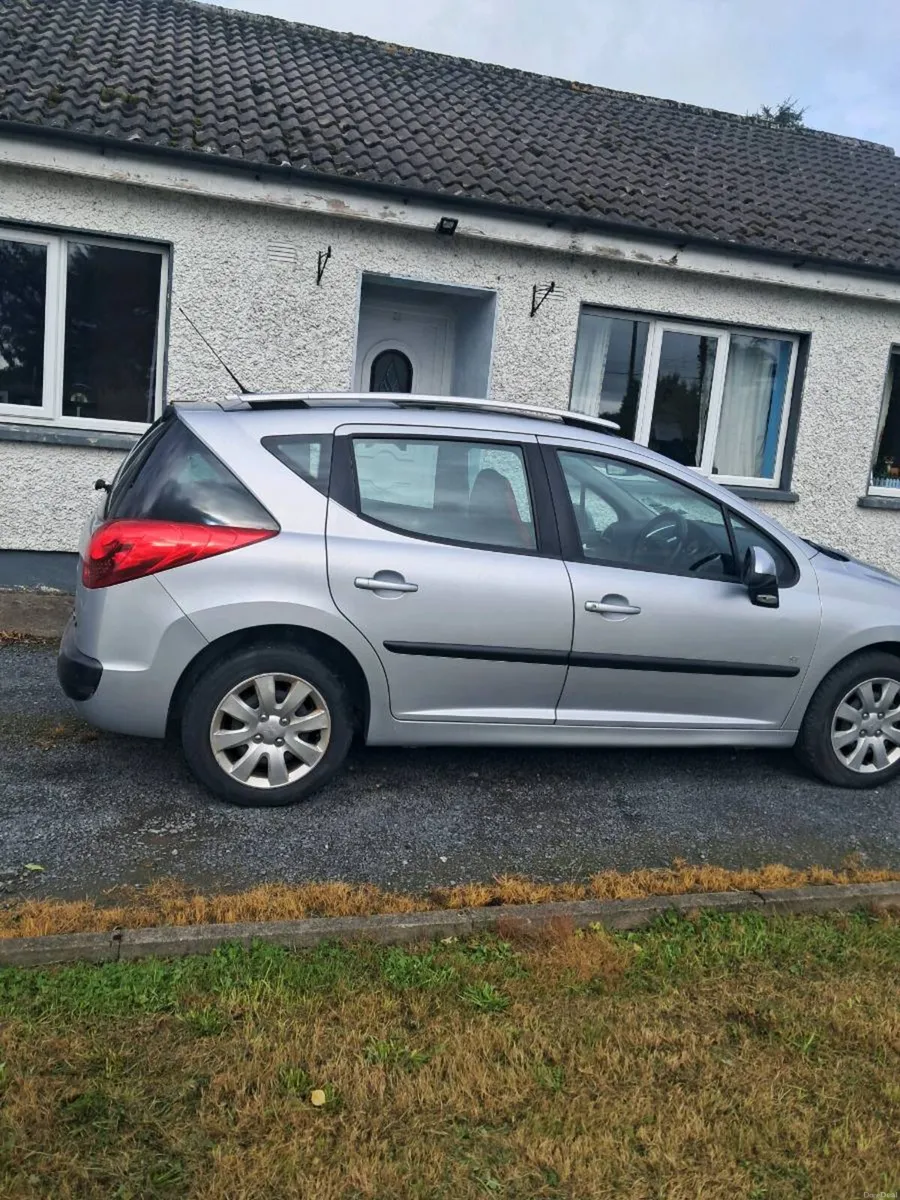 Peugeot 207 1.4 petrol - Image 2