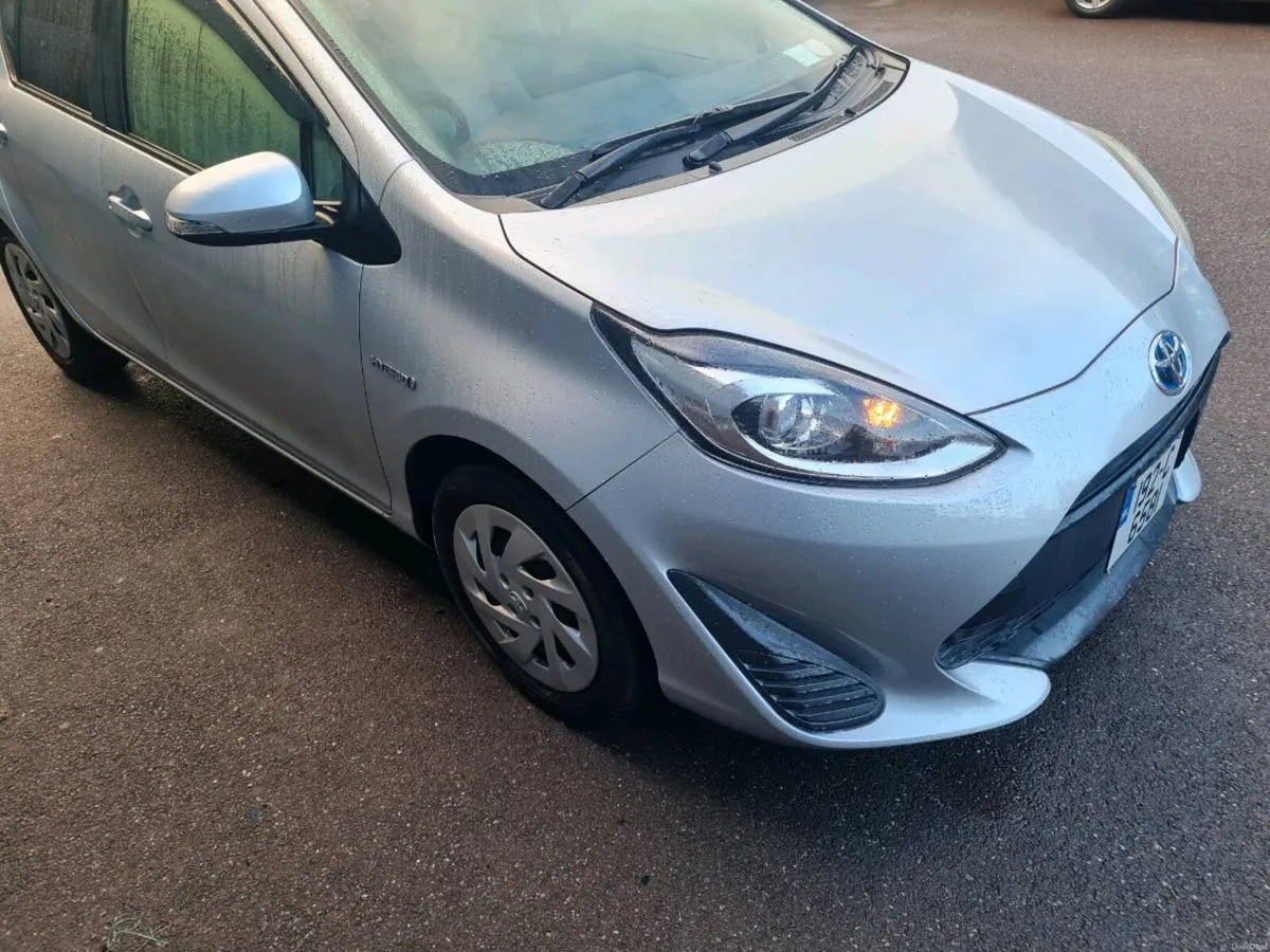 Toyota Aqua 2019 - Image 5