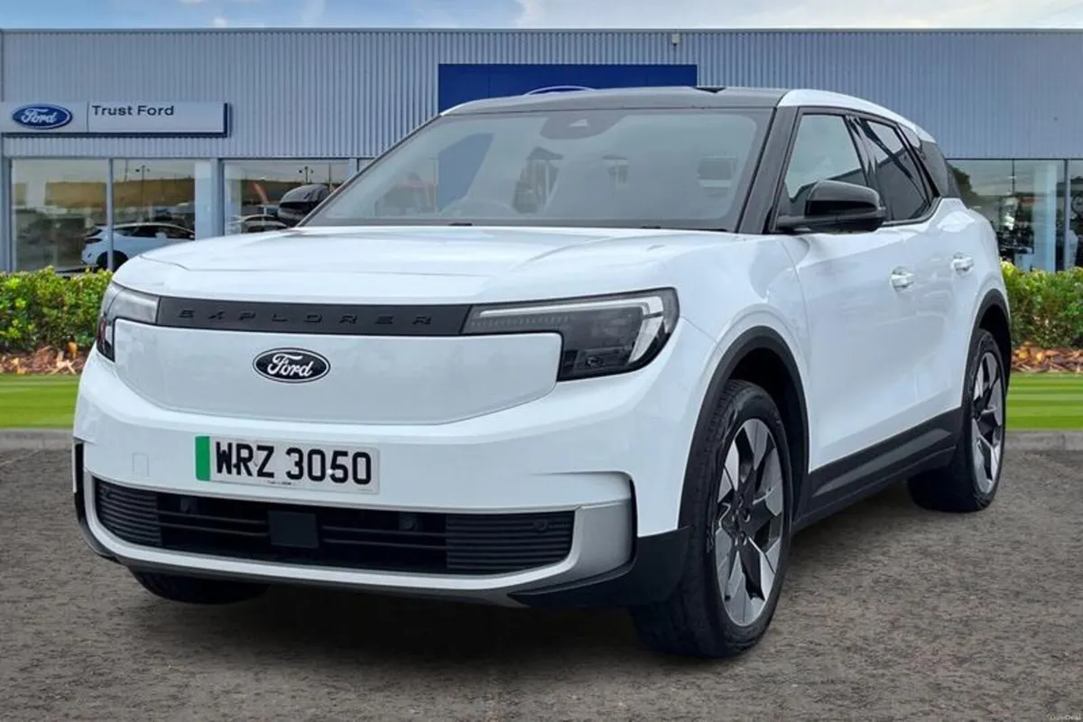 Ford Explorer Extended Range 79kWh Premium SUV 5dr - Image 5