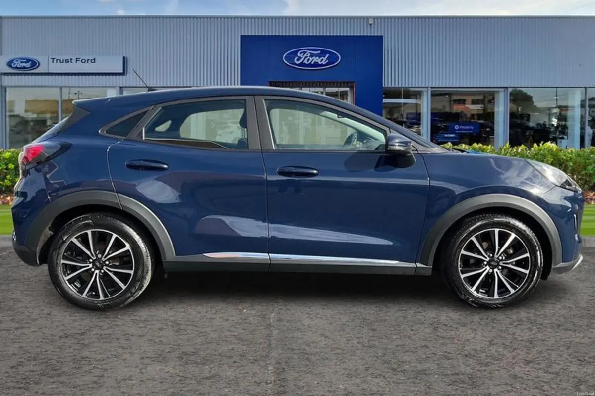 Other Other 1.0 EcoBoost Hybrid mHEV 155 Titanium - Image 3