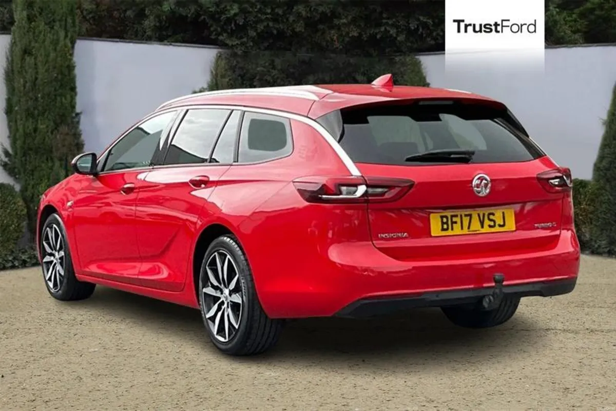 Vauxhall Insignia 2.0 Turbo D SRi Nav 5dr - Image 2